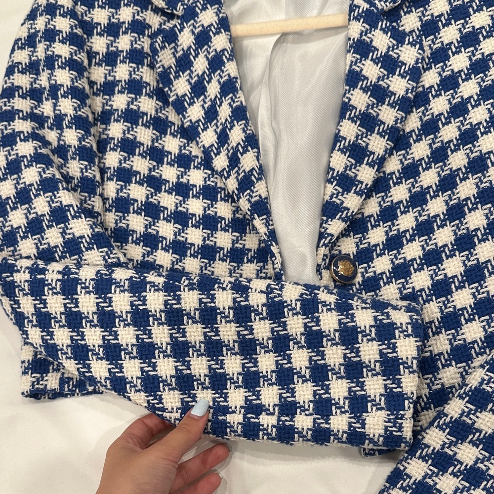 Zara Women's Blue and White Checkered Blazer - Picture 6 of 6